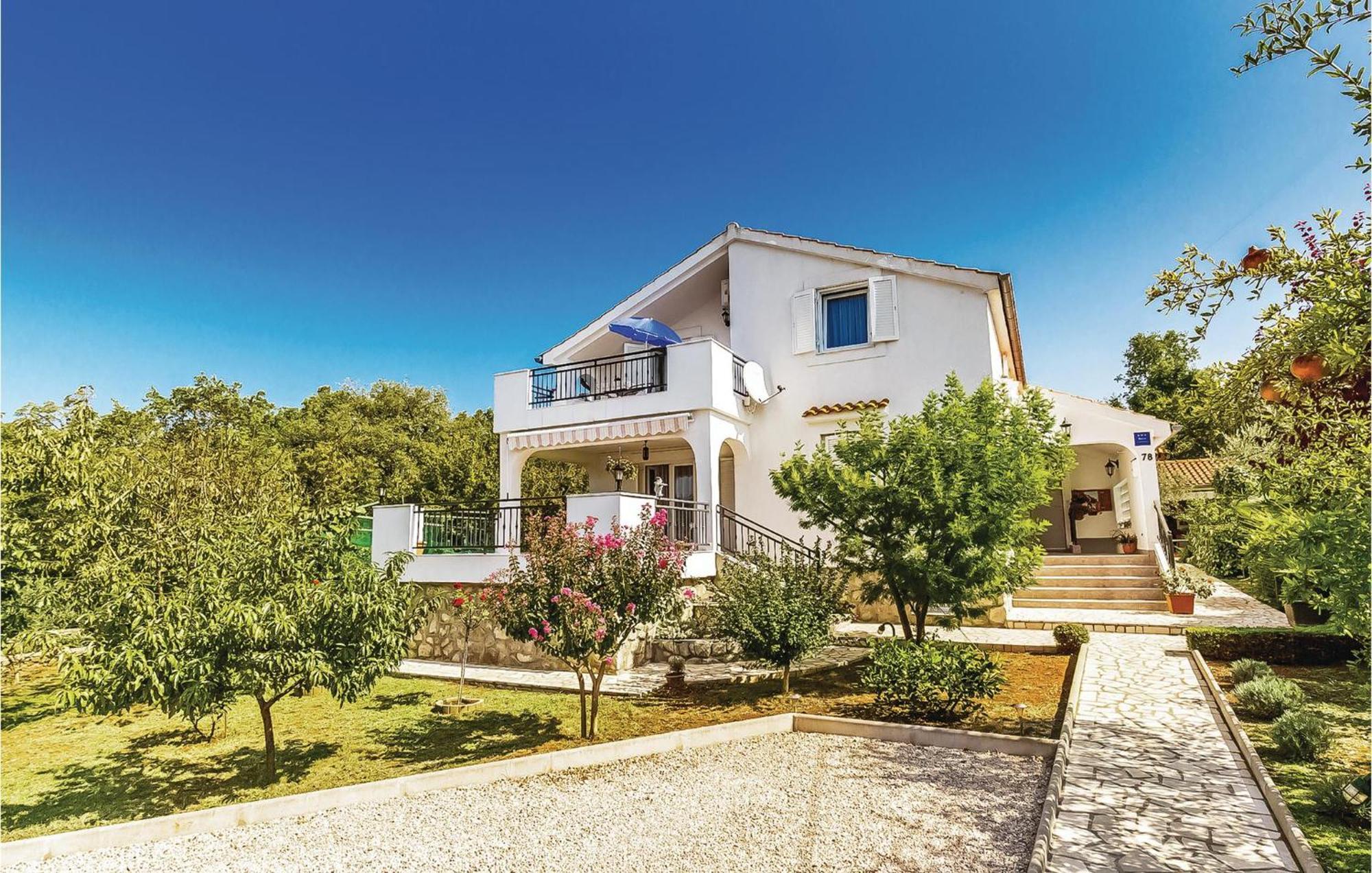 Lovely Apartment In Krk With Wifi Brzac Exterior photo